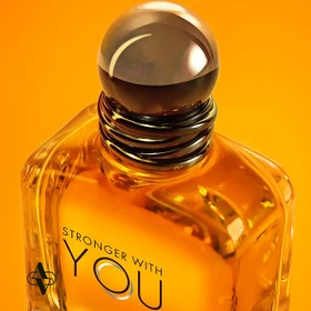 بررسی تخصصی عطر استرانگر ویت یو (Stronger With You) از امپوریو آرمانی